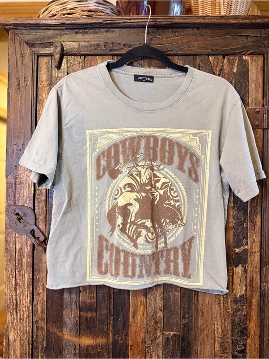 zutter Tops - Zutter USA M Cowboys Country Western Rodeo Graphic Crop Tee Raw Hem Cowgirl